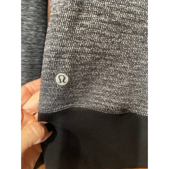 Lululemon Runderful 1/2 Zip Mini Check Pique Black size 6 - Picture 7 of 8